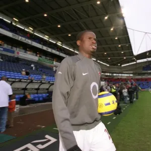 Emmanuel Eboue (Arsenal). Bolton Wanderers 2: 0 Arsenal. FA Premiership
