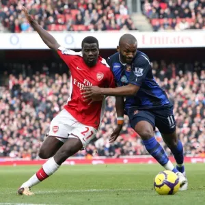 Emmanuel Eboue (Arsenal) Darren Bent (Sunderland). Arsenal 2: 0 Sunderland