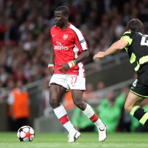 Emmanuel Eboue (Arsenal) Darren O Dea (Celtic) Emmanuel Eboue (Arsenal) Darren O Dea (Celtic)