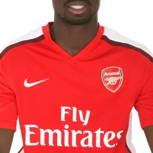 Emmanuel Eboue with Arsenal First Team - Emirates Stadium Shoot, August 2008 Emmanuel Eboue with Arsenal First Team - Emirates Stadium Shoot, August 2008