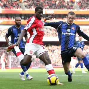 Emmanuel Eboue (Arsenal) George McCartney (Sunderland). Arsenal 2: 0 Sunderland