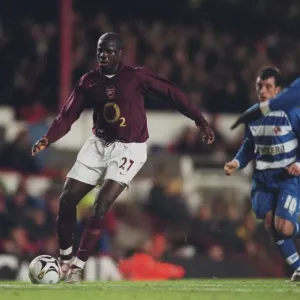 Emmanuel Eboue (Arsenal) Ivar Ingimarsson (Reading). Arsenal 3: 0 Reading Emmanuel Eboue (Arsenal) Ivar Ingimarsson (Reading). Arsenal 3: 0 Reading