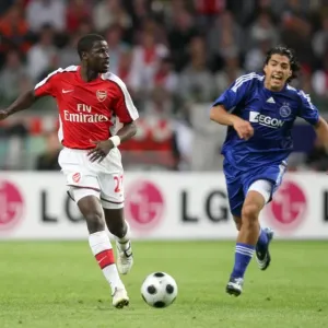 Emmanuel Eboue (Arsenal) Luis Suarez (Ajax) Emmanuel Eboue (Arsenal) Luis Suarez (Ajax)