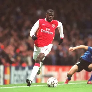 Emmanuel Eboue (Arsenal) Mario Fillinger (Hamburg)