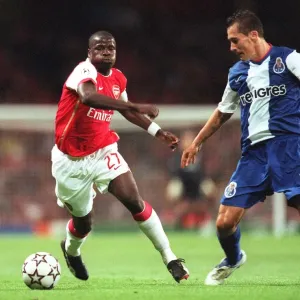 Emmanuel Eboue (Arsenal) Ricardo Costa (Porto)