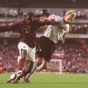 Emmanuel Eboue (Arsenal) Sami Hyypia (Liverpool). Arsenal 2: 1 Liverpool Emmanuel Eboue (Arsenal) Sami Hyypia (Liverpool). Arsenal 2: 1 Liverpool