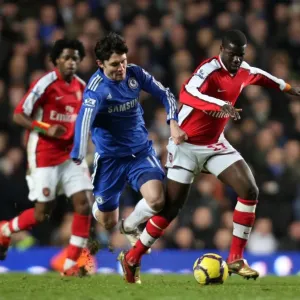 Emmanuel Eboue (Arsenal) Yury Zhirkov (Chelsea). Chelsea 2: 0 Arsenal. Barclays Premier League