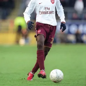 Emmanuel Eboue's Unforgettable Performance: Arsenal's 2-0 FA Cup Victory Over Burnley (January 2008) Emmanuel Eboue's Unforgettable Performance: Arsenal's 2-0 FA Cup Victory Over Burnley (January 2008)