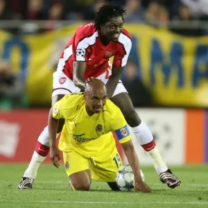 Emmauel Adebayor (Arsenal) Marcos Senna (Villarreal) Emmauel Adebayor (Arsenal) Marcos Senna (Villarreal)