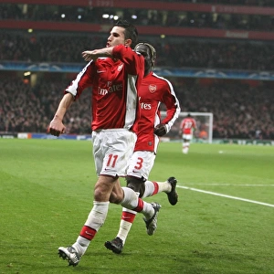 Euphoric Van Persie: Arsenal's Unforgettable 1-0 Win Over AS Roma in Champions League 09 (Van Persie & Sagna Celebration)
