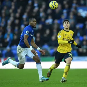Everton vs Arsenal: Martinelli vs Sidibe Battle in Premier League Clash