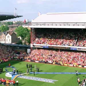 FA Premiership Showdown: Arsenal vs Leicester City, May 15, 2004, Highbury Stadium, London FA Premiership Showdown: Arsenal vs Leicester City, May 15, 2004, Highbury Stadium, London