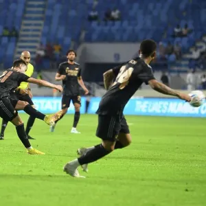 Fabio Vieira Scores the Decisive Goal: Arsenal Wins Dubai Super Cup against Olympique Lyonnais Fabio Vieira Scores the Decisive Goal: Arsenal Wins Dubai Super Cup against Olympique Lyonnais