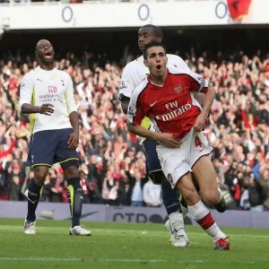 El gol brillante de Fabregas: La aplastante victoria del Arsenal por 3-0 contra el Tottenham en la Barclay Premiers Liga, año 2009