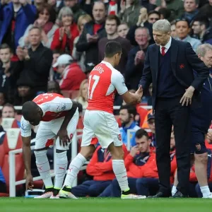 Farewell Handshake: Wenger and Sanchez Part Ways at Arsenal vs. Watford, 2016 Farewell Handshake: Wenger and Sanchez Part Ways at Arsenal vs. Watford, 2016