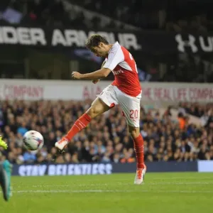 Flamini's Brace: Arsenal Defeats Tottenham in Capital One Cup Flamini's Brace: Arsenal Defeats Tottenham in Capital One Cup