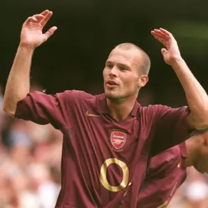 Freddie Ljungberg Print - Arsenal 2:0 Newcastle United, FA Premier League Freddie Ljungberg Print - Arsenal 2:0 Newcastle United, FA Premier League