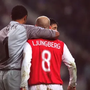 Freddie Ljungberg (Arsenal) Helton (Porto)