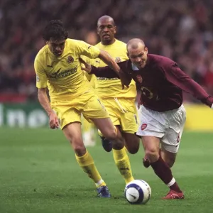 Freddie Ljungberg (Arsenal) Javi Venta (Villareal). Arsenal 1: 0 Villareal