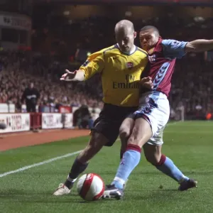 Freddie Ljungberg (Arsenal) Wilfred Bouma (Aston Villa) Freddie Ljungberg (Arsenal) Wilfred Bouma (Aston Villa)