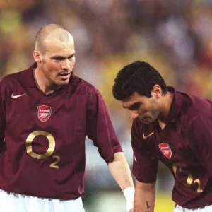 Freddie Ljungberg and Jose Reyes (Arsenal). Villarreal v Arsenal