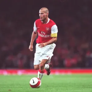 Freddie Ljungberg: Leading Arsenal to Victory over Dinamo Zagreb in the UEFA Champions League