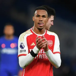 Gabriel Acknowledges Fans: Chelsea vs Arsenal, Premier League 2023-24
