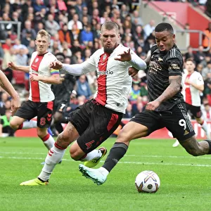 Gabriel Jesus Faces Off Against Lyanco: Southampton vs. Arsenal, Premier League 2022-23