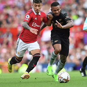 Gabriel Jesus vs. Lisandro Martinez: A Premier League Showdown at Old Trafford
