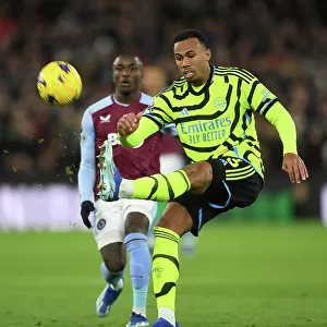Gabriel Magalhães in Action: Aston Villa vs. Arsenal, Premier League 2023-24