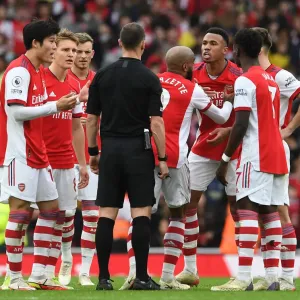 Gabriel Magalhaes Red Card Drama: Arsenal vs Manchester City (2021-22)