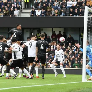 Gabriel Magalhaes Scores the Winning Goal: Fulham vs. Arsenal, Premier League 2022-23