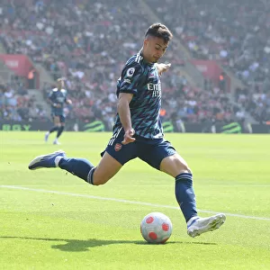 Gabriel Martinelli in Action: Southampton vs. Arsenal, Premier League 2021-22
