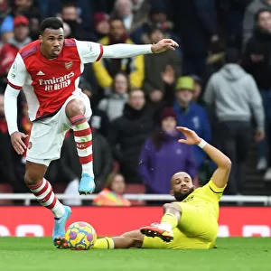 Gabriel's Powerful Show: Arsenal Overpowers Brentford