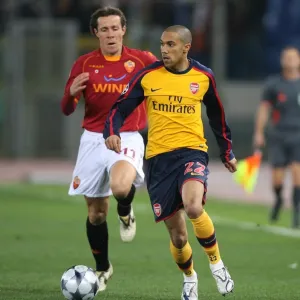 Gael Clichy (Arsenal) Rodrigo Taddei (Roma) Gael Clichy (Arsenal) Rodrigo Taddei (Roma)