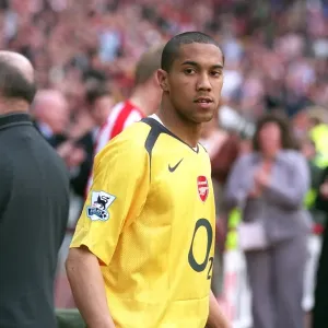 Gael Clichy's Triumph: Arsenal Crushes Sunderland 3-0 in FA Premiership, 2006