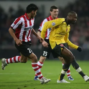 Gallas vs. Salcido: Arsenal's Edge in PSV's 1:0 UEFA Champions League Victory, 2007 Gallas vs. Salcido: Arsenal's Edge in PSV's 1:0 UEFA Champions League Victory, 2007