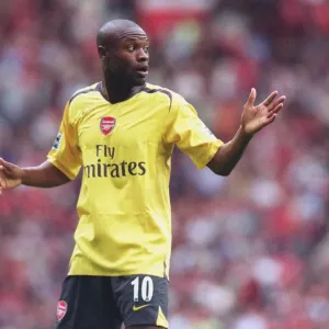 Gallas's Stunner: Arsenal's 1-0 Victory Over Manchester United at Old Trafford (2006) Gallas's Stunner: Arsenal's 1-0 Victory Over Manchester United at Old Trafford (2006)