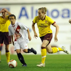 Gemma Davison (Arsenal) Natalia Sanchon (Rayo). Rayo Vallecano 2: 0 Arsenal Ladies Gemma Davison (Arsenal) Natalia Sanchon (Rayo). Rayo Vallecano 2: 0 Arsenal Ladies