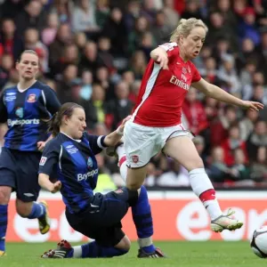 Gemma Davison (Arsenal) Stephanie Bannon (Sunderland)