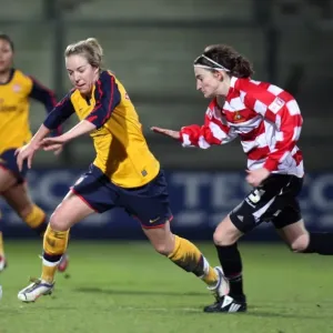 Gemma Davison (Arsenal) Vanessa Leat (Doncaster) Gemma Davison (Arsenal) Vanessa Leat (Doncaster)