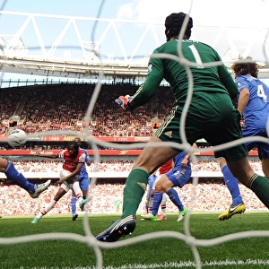 Gervinho Scores Thrilling Goal Past Terry and Cech in Arsenal vs. Chelsea Clash (2012-13)