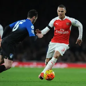 Gibbs vs Smith: A Premier League Battle at Emirates Stadium (December 2015)