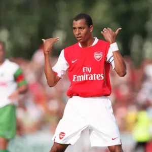 Gilberto in Action: Arsenal's Midfield Maestro at Pre-Season Training, Austria, 2006