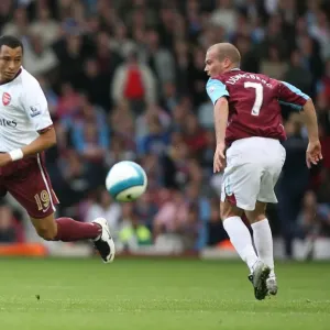 Gilberto (Arsenal) Freddie Ljungberg (West Ham) Gilberto (Arsenal) Freddie Ljungberg (West Ham)