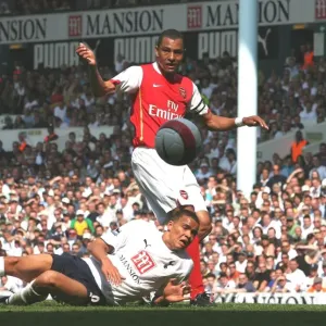 Gilberto (Arsenal) Jermaine Jenas (Tottenham) Gilberto (Arsenal) Jermaine Jenas (Tottenham)