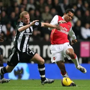 Gilberto (Arsenal) Nicky Butt (Newcastle)