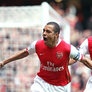 Gilberto and Baptista: Celebrating Arsenal's First Goal Against Reading (2:1), FA Premiership, Emirates Stadium (3/3/07)