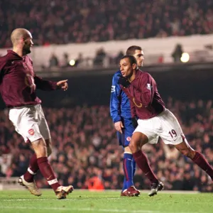 Gilberto celebrates scoring Arsenals 5th goal. Arsenal 7: 0 Middlesbrough