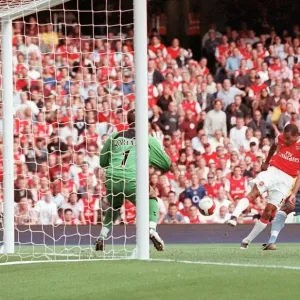Gilberto's Stunner Print, FA Premiership 2006 Gilberto's Stunner Print, FA Premiership 2006